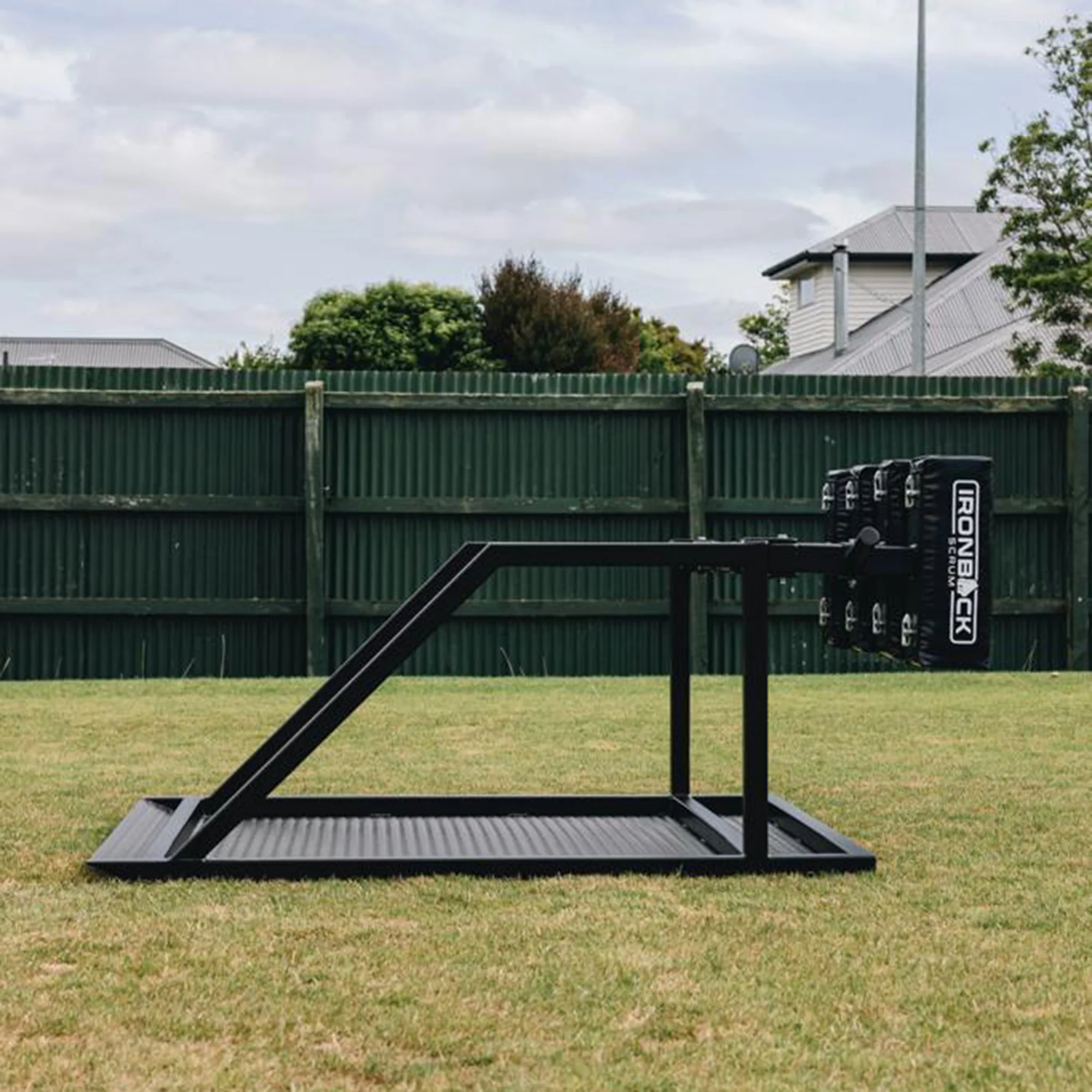 Iron Back Gorilla 8 Man Scrum Machine
