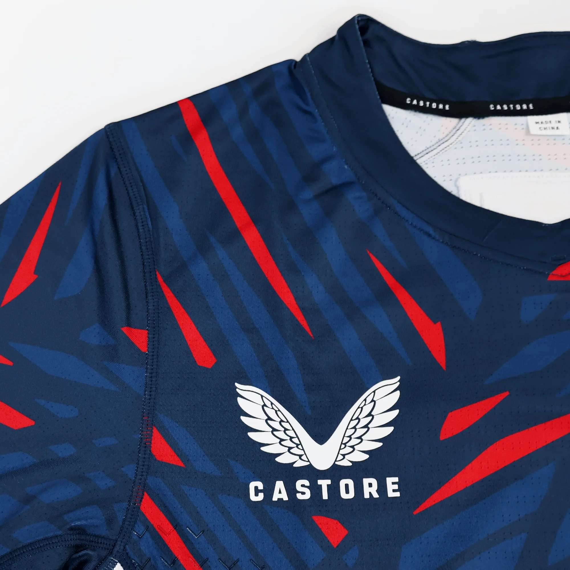 USA Rugby 23/24 Pro Home Jersey by Castore - Image 4